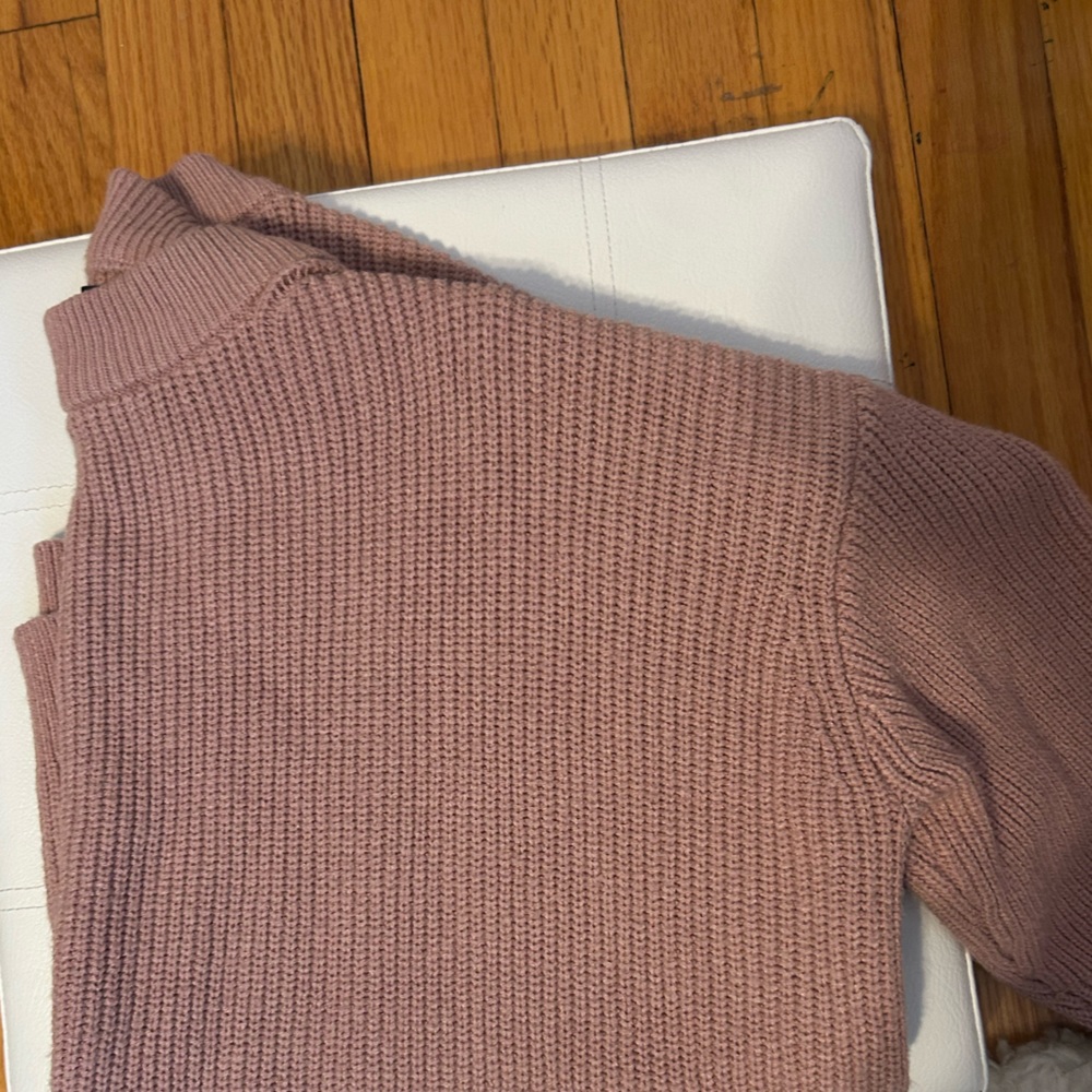 Calvin Klein Sweater